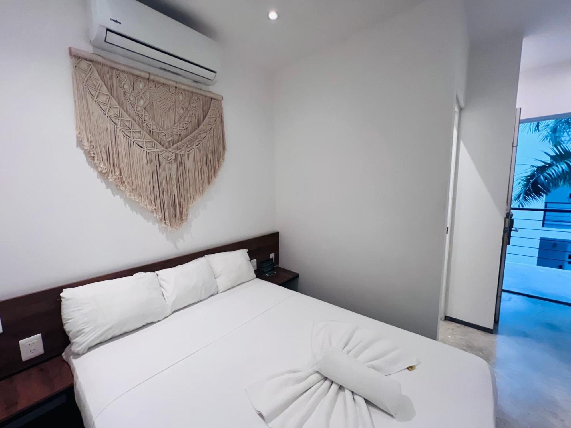 Coco Live Suites Плая-дель-Кармен Экстерьер фото